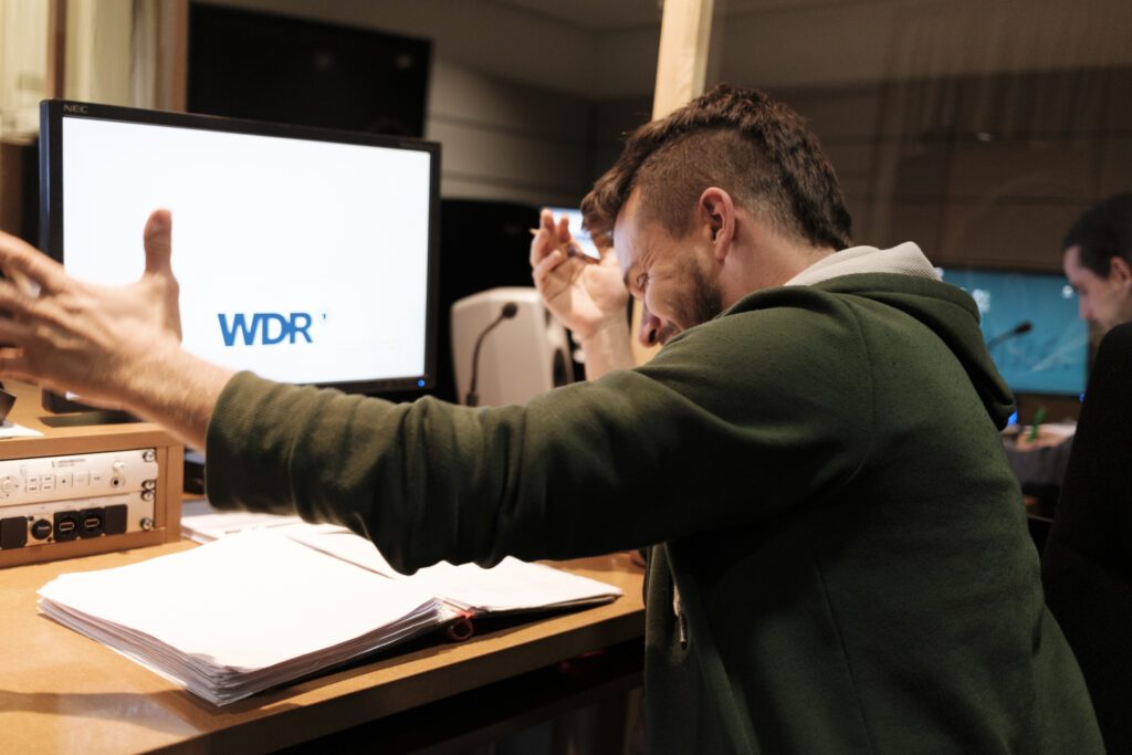 Jonas Baeck im WDR-Tonstudio Regieraum